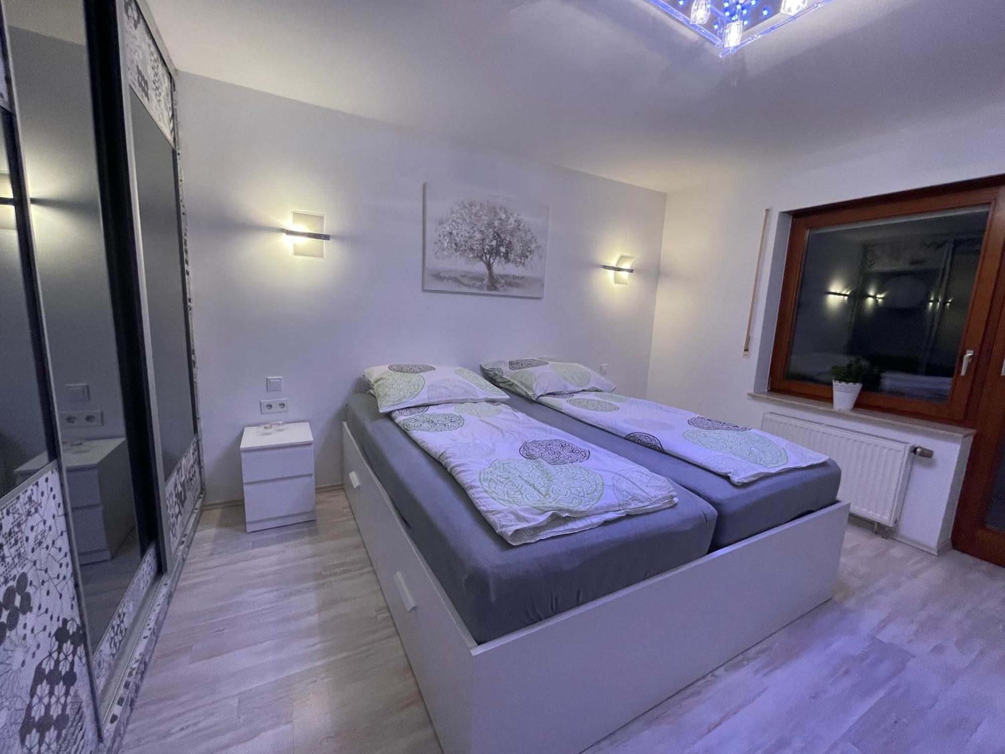 Wunderschoenes 2 Zimmer Apartment Zentrum Goldstadt Пфорцхайм Экстерьер фото