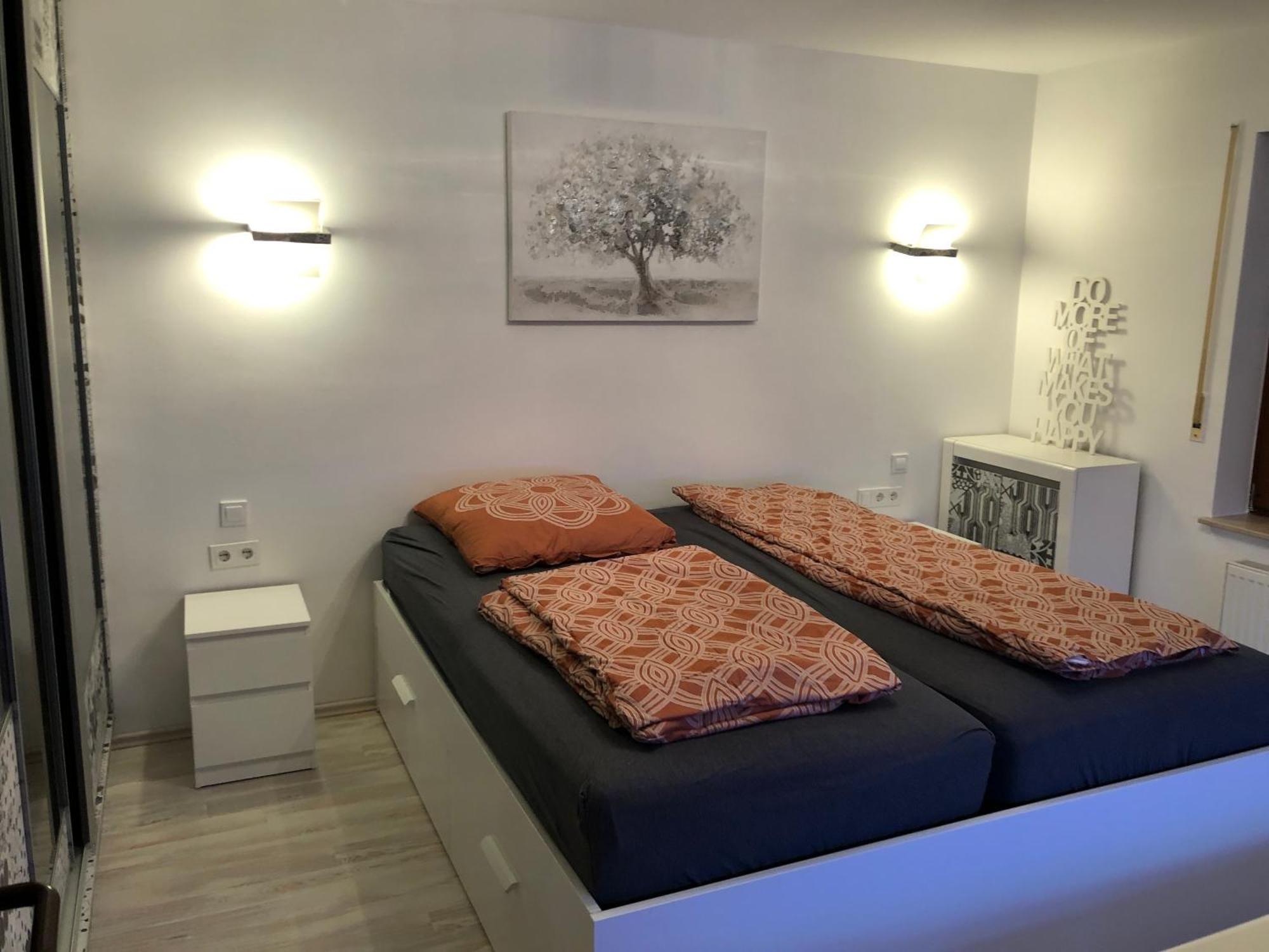 Wunderschoenes 2 Zimmer Apartment Zentrum Goldstadt Пфорцхайм Экстерьер фото